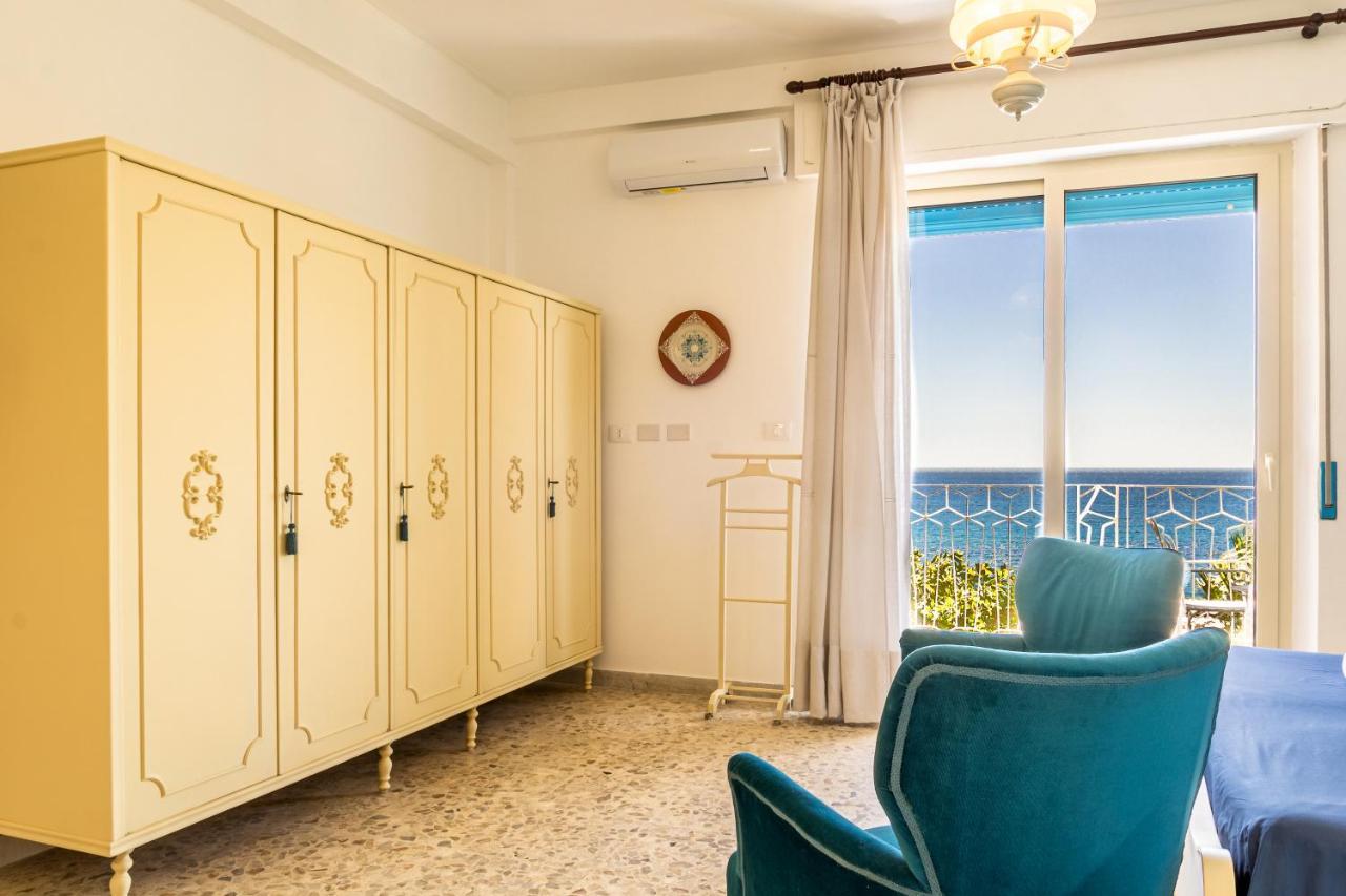 Brezza Di Mare Giardini Naxos Exterior foto